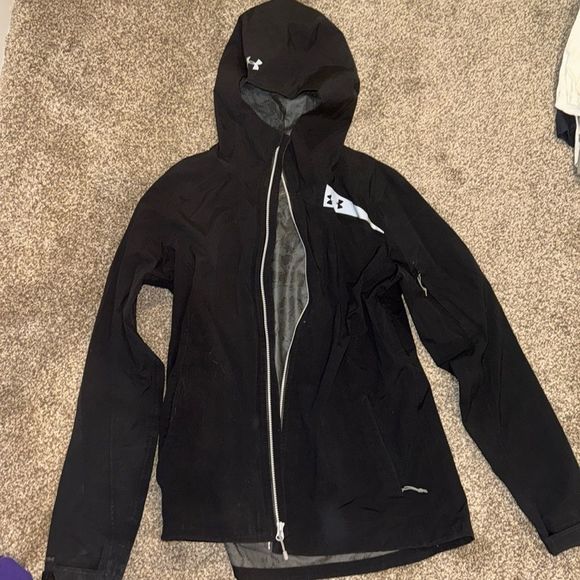 Under Armour Other - Under Armour rain coat